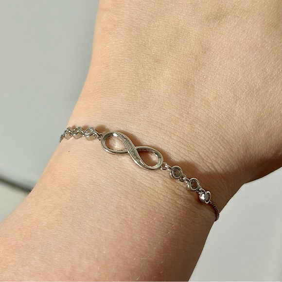 S925 Sterling Silver Infinity Love Bracelet Adjustable Cubic Zirconia - Picture 3 of 6